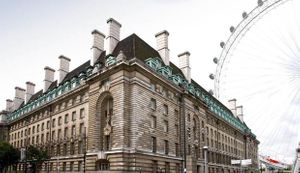 Premier Inn London County Hall Hotel